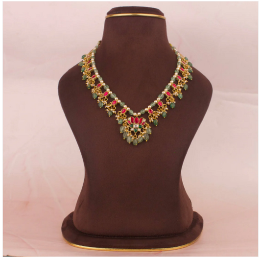 Sleek Jadau Kundan Lotus Locket Beads Mala Necklace