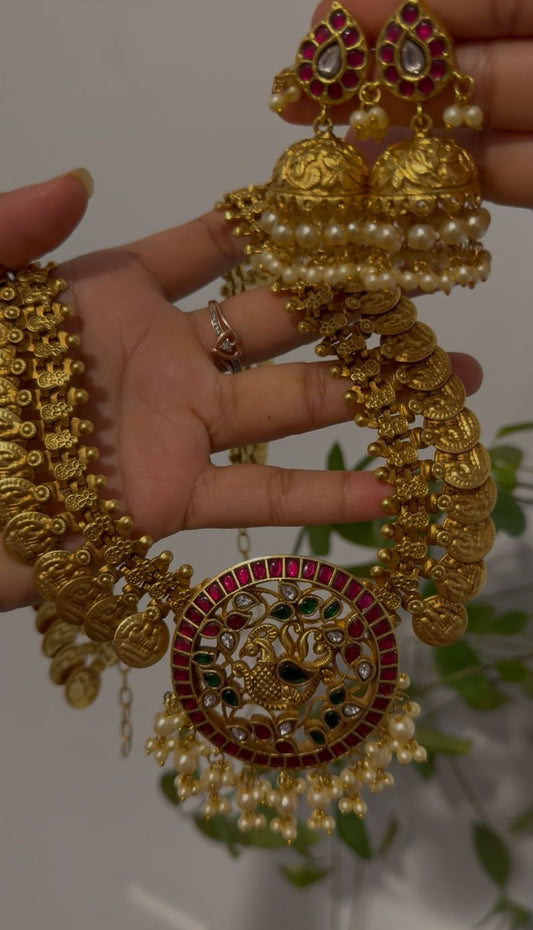 Kasulaperu Long Haram with Jadavu kundhan.